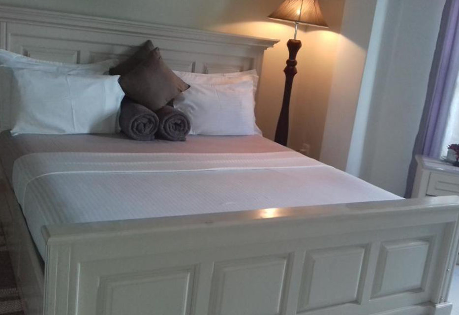 Vista House Kandy - Luxury Bedrooms -Budget Hotels in Kandy